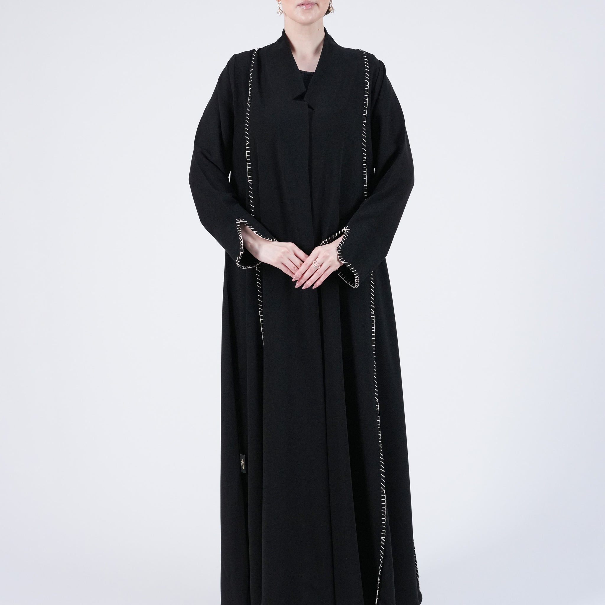 ELEGANT ABAYA