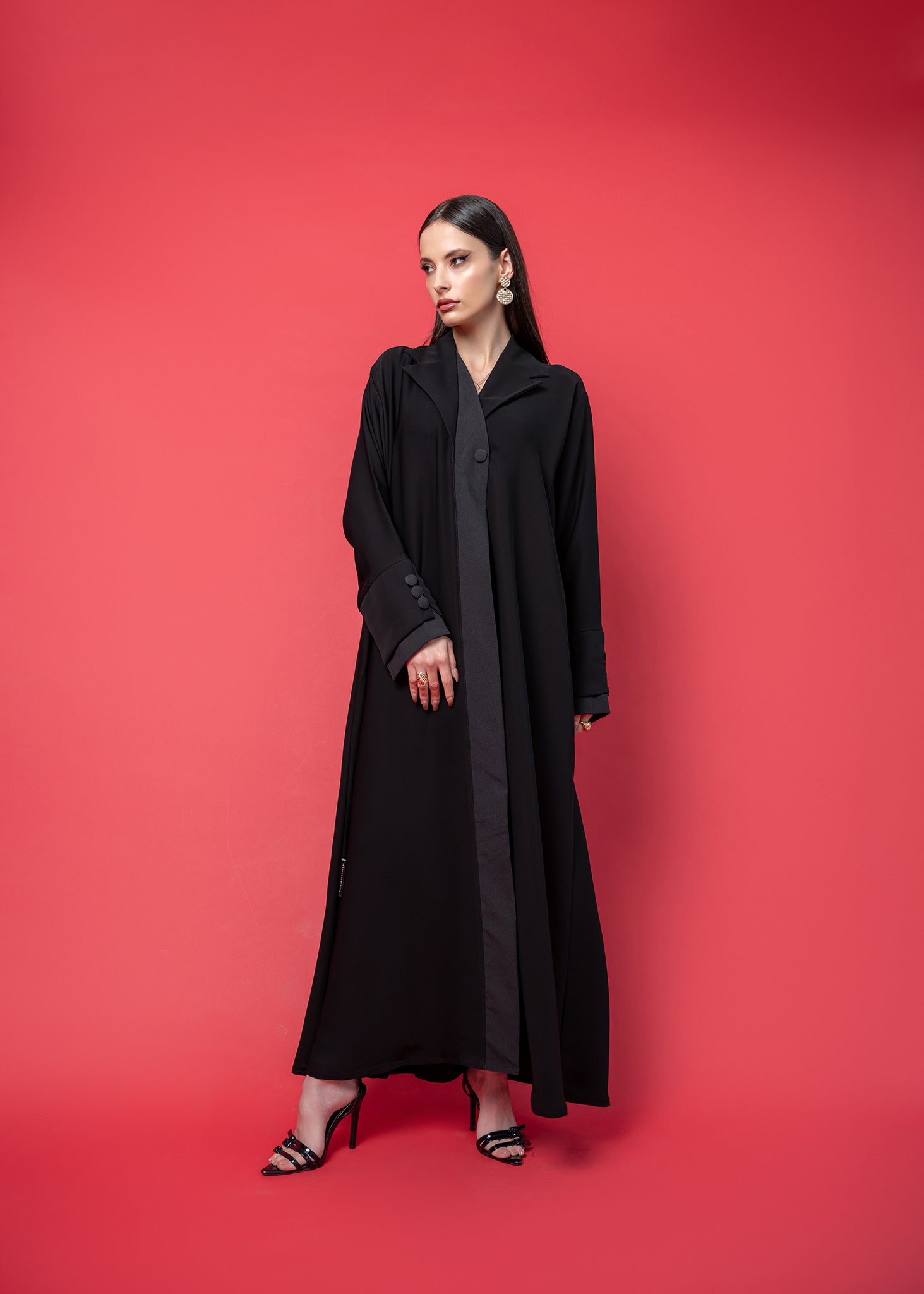 ELEGANT ABAYA