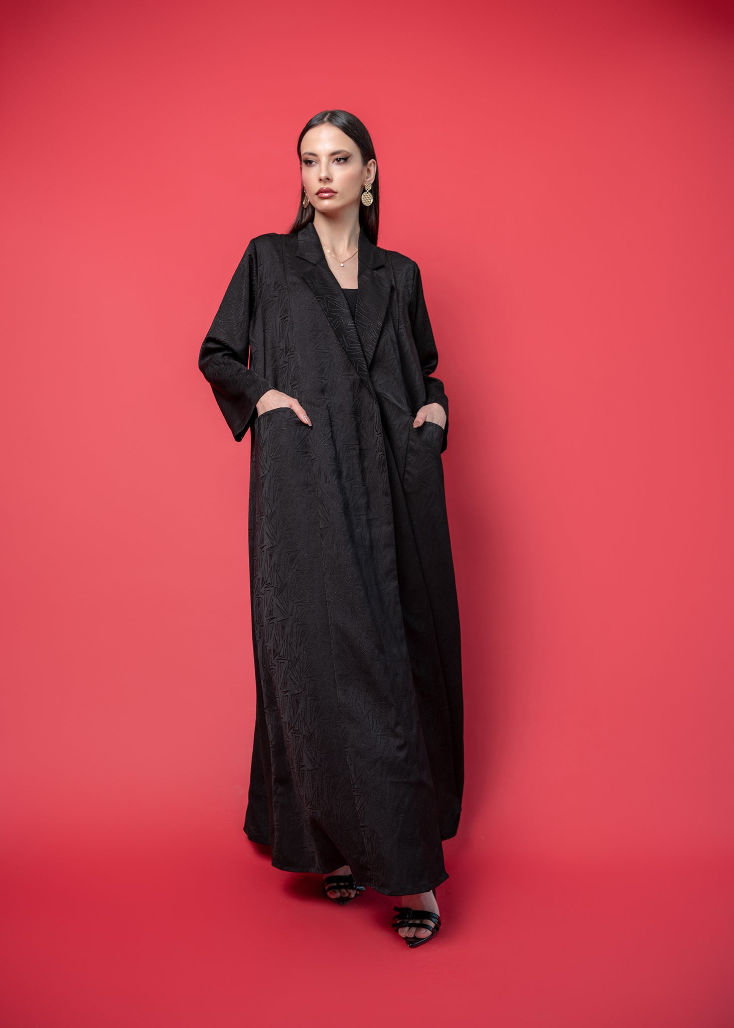 ELEGANT ABAYA