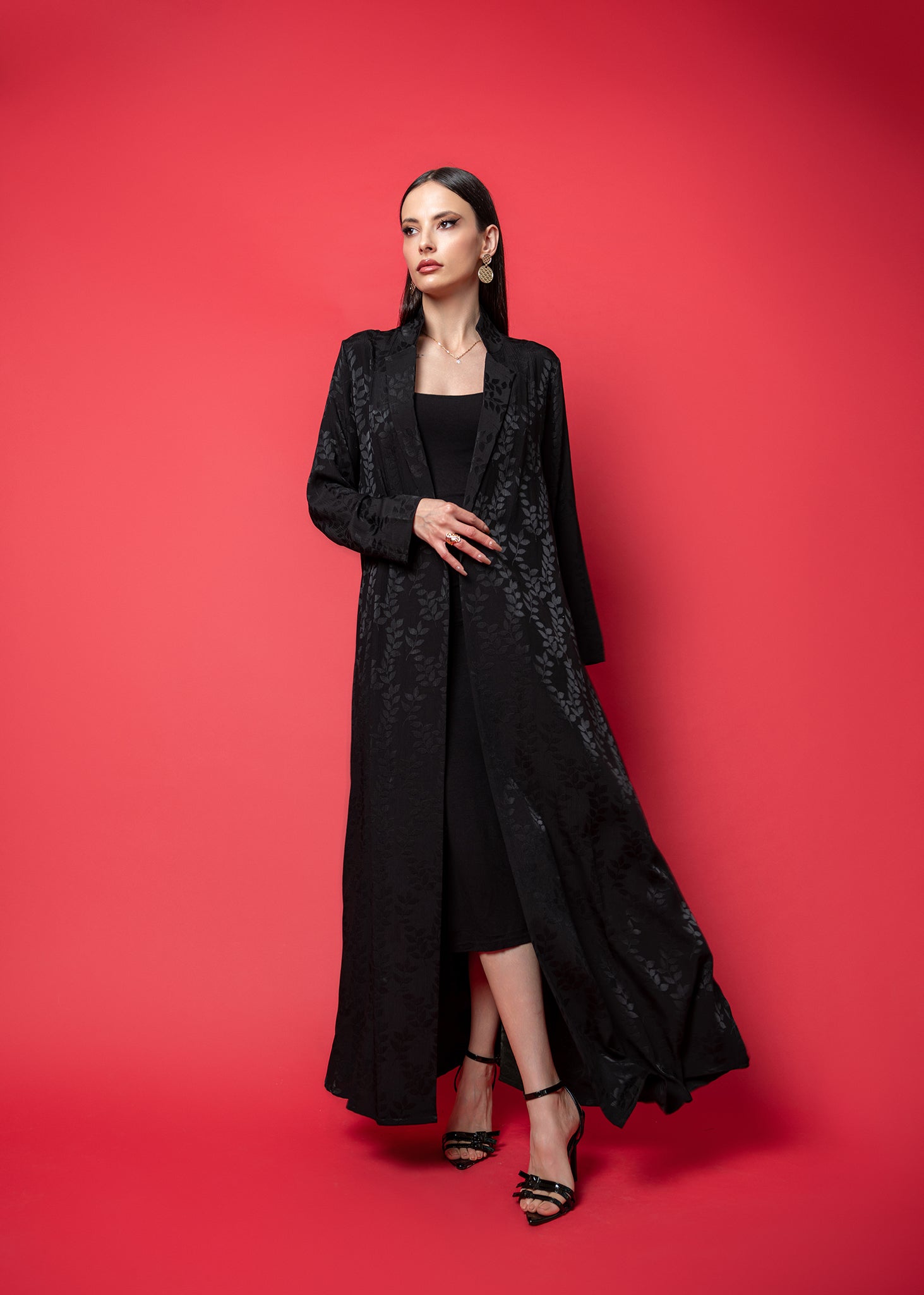 ELEGANT ABAYA