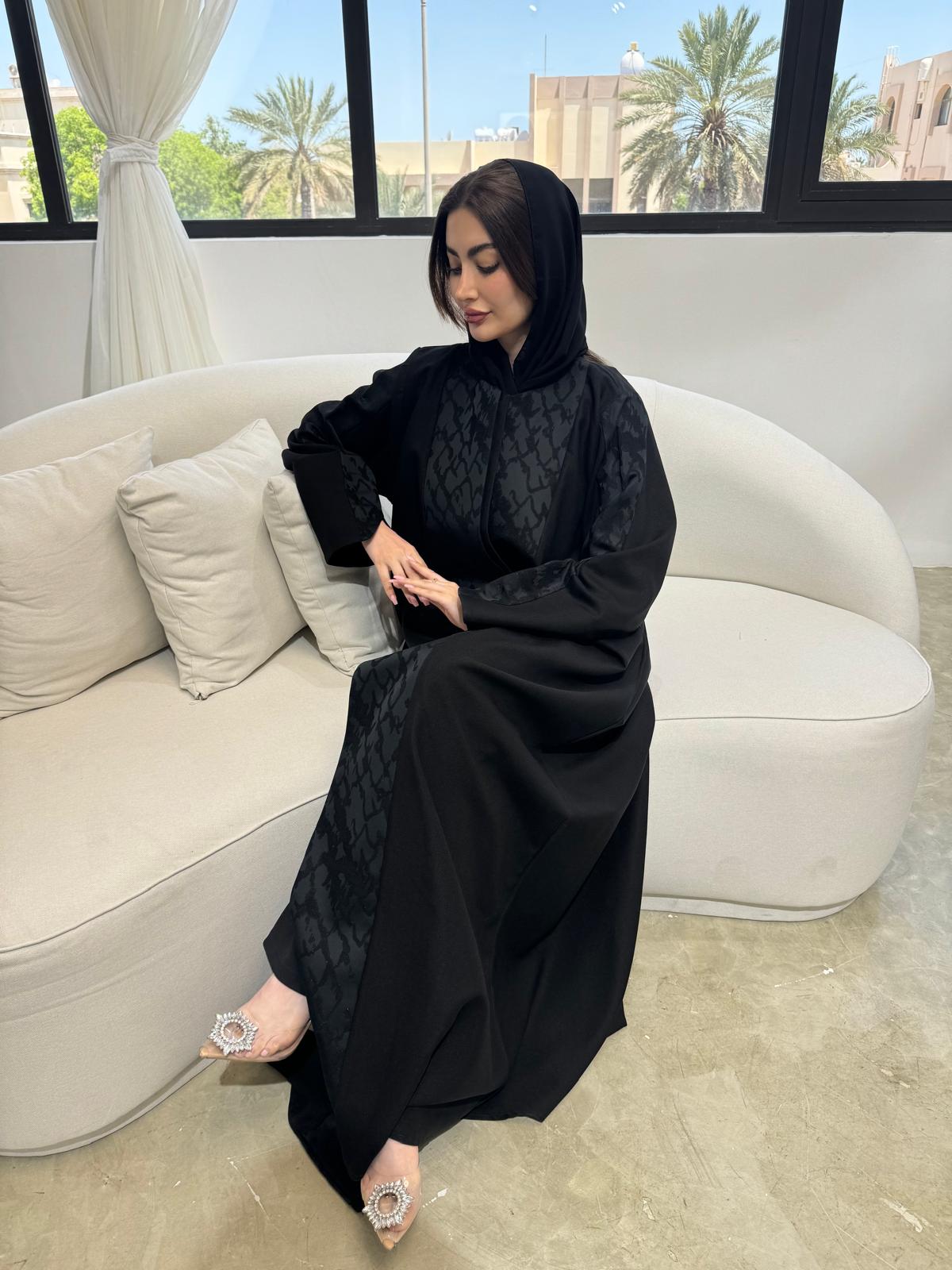 Black abaya