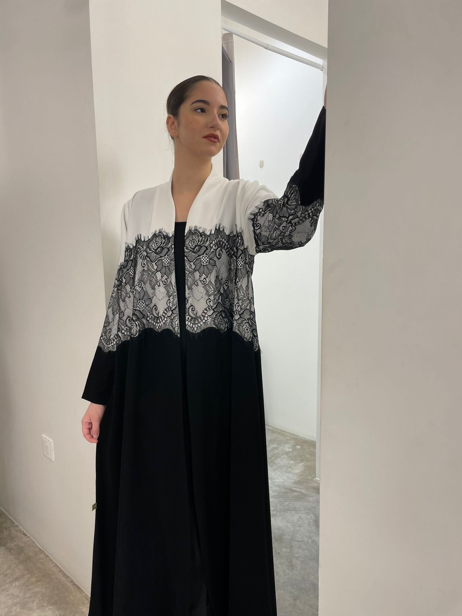 MODERN ABAYA