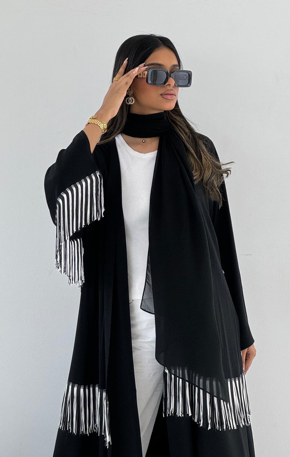 ELEGANT ABAYA