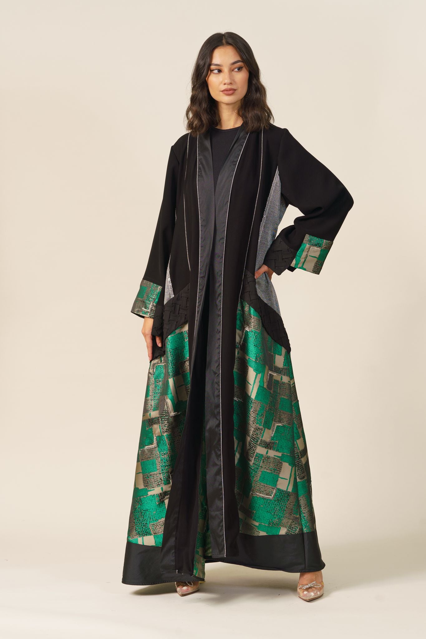 ELEGANT ABAYA