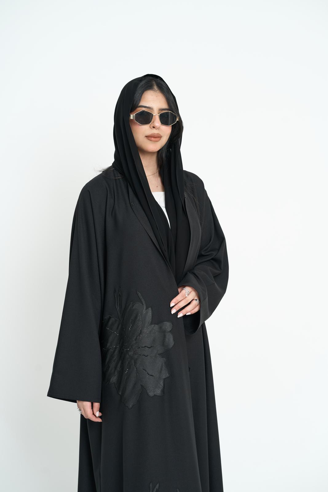 ELEGANT ABAYA