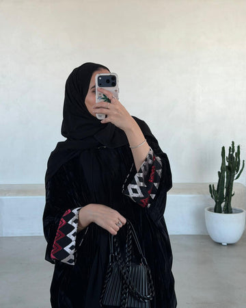 VELVET ABAYA