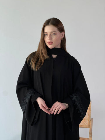 ELEGANT ABAYA